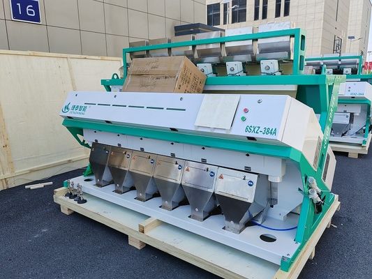 6 descendeurs 384 creuse des rigoles l'exactitude 220V/50Hz de la machine 4-8T/H ≥99.99% de trieuse de grain